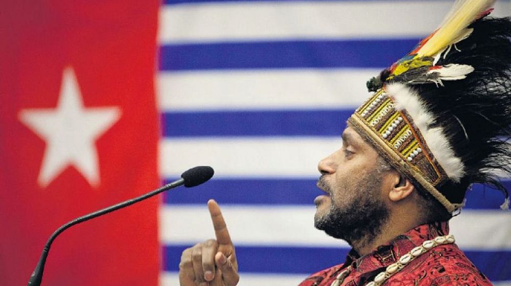 <p>Ketua United Liberation Movement for West Papua (ULMWP) Benny Wenda Benny Wenda memanfaatkan momen tanggal 1 Desember yang diklaim Organisasi Papua Merdeka (OPM) sebagai hari kemerdekaan Papua Barat. / Facebook @bennywenda</p>
