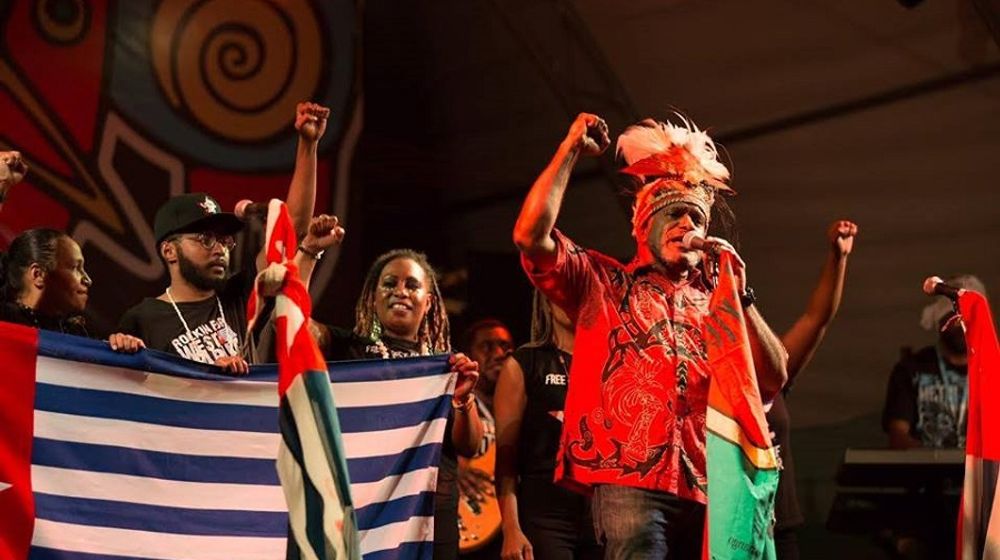 <p>Ketua United Liberation Movement for West Papua (ULMWP) Benny Wenda Benny Wenda memanfaatkan momen tanggal 1 Desember yang diklaim Organisasi Papua Merdeka (OPM) sebagai hari kemerdekaan Papua Barat. / Facebook @bennywenda</p>
