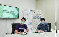 <p>Co-Founder &#038; COO Modalku, Iwan Kurniawan bersama Managing Director &#038; SVP idsMED Indonesia, Ramli Laukaban, pada hari Kamis, 3 Desember 2020, menandatangani kerja sama untuk mempermudah fasilitas kesehatan melakukan pengadaan alat-alat kesehatan melalui fasilitas pinjaman dengan skema invoice financing. / Dok. Modalku</p>
