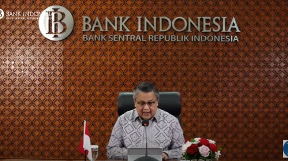 <p>Bank Indonesia (BI) memutuskan untuk mempertahankan suku bunga acuan atau BI 7-Day Reverse Repo Rate (BI7DRR) di level 3,75%. Keputusan tersebut disampaikan dalam Rapat Dewan Gubernur (RDG) BI secara virtual, Kamis, 17 Desember 2020 / Youtube Bank Indonesia</p>
