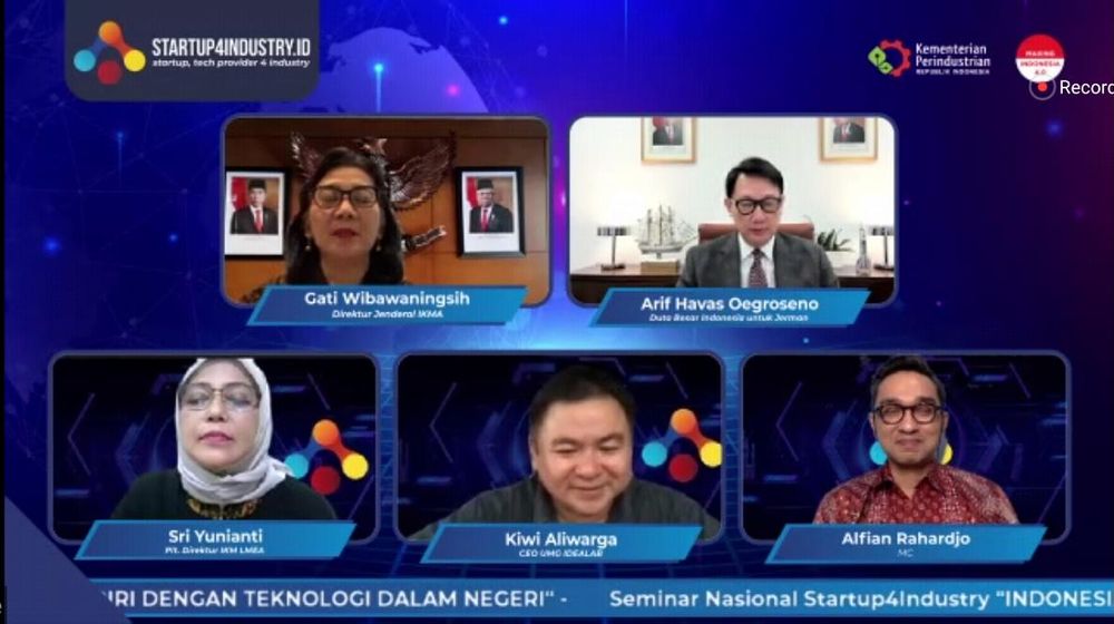 <p>Seminar Indonesia Percaya Diri Dengan Teknologi Dalam Negeri </p>