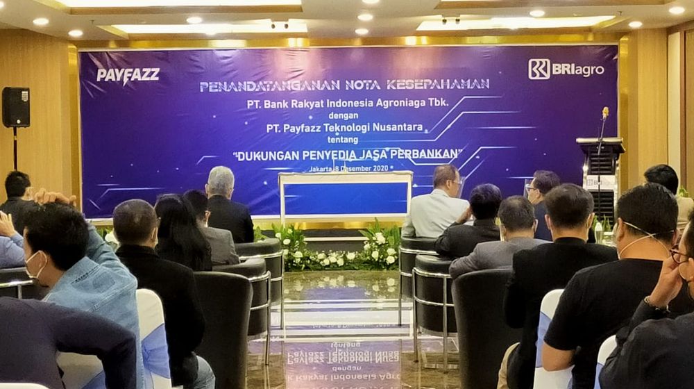 <p>Penandatanganan Kerja Sama BRI Agro dengan Fintech Payfazz / Istimewa</p>
