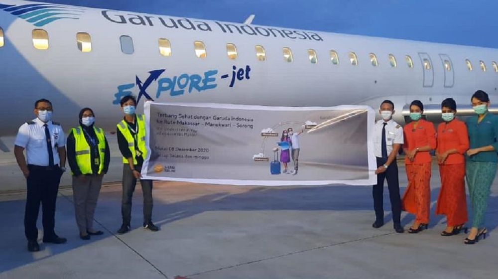 <p>Awak kabin dan pramugari Garuda Indonesia dalam acara peluncuran rute baru penerbangan Makassar-Manokwari-Sorong / Sumber: Garuda Indonesia</p>
