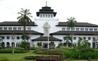 <p>Gedung Sate/humas.bandung.go.id</p>
