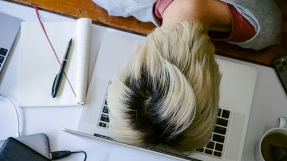 <p>Ilustrasi workaholic. Dok: Pexels.</p>
