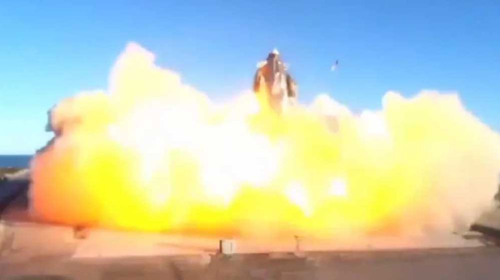 <p>Roket SpaceX meledak/YouTube</p>
