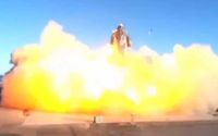 <p>Roket SpaceX meledak/YouTube</p>
