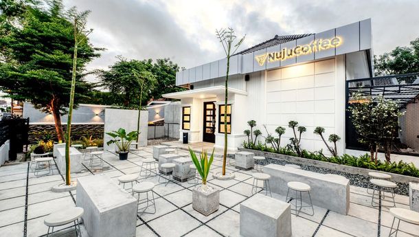 Nuju Coffee HQ Tempat Seru Ngopi, Nugas dan Fotografi