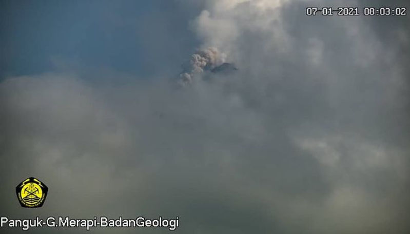 Guguran awan panas Gunung Merapi