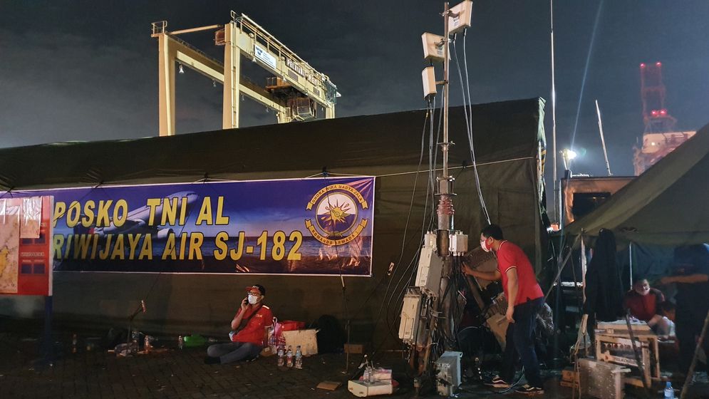 Optimalisasi jaringan Telkomsel mendukung tim evakuasi kecelakaan Sriwijaya Air