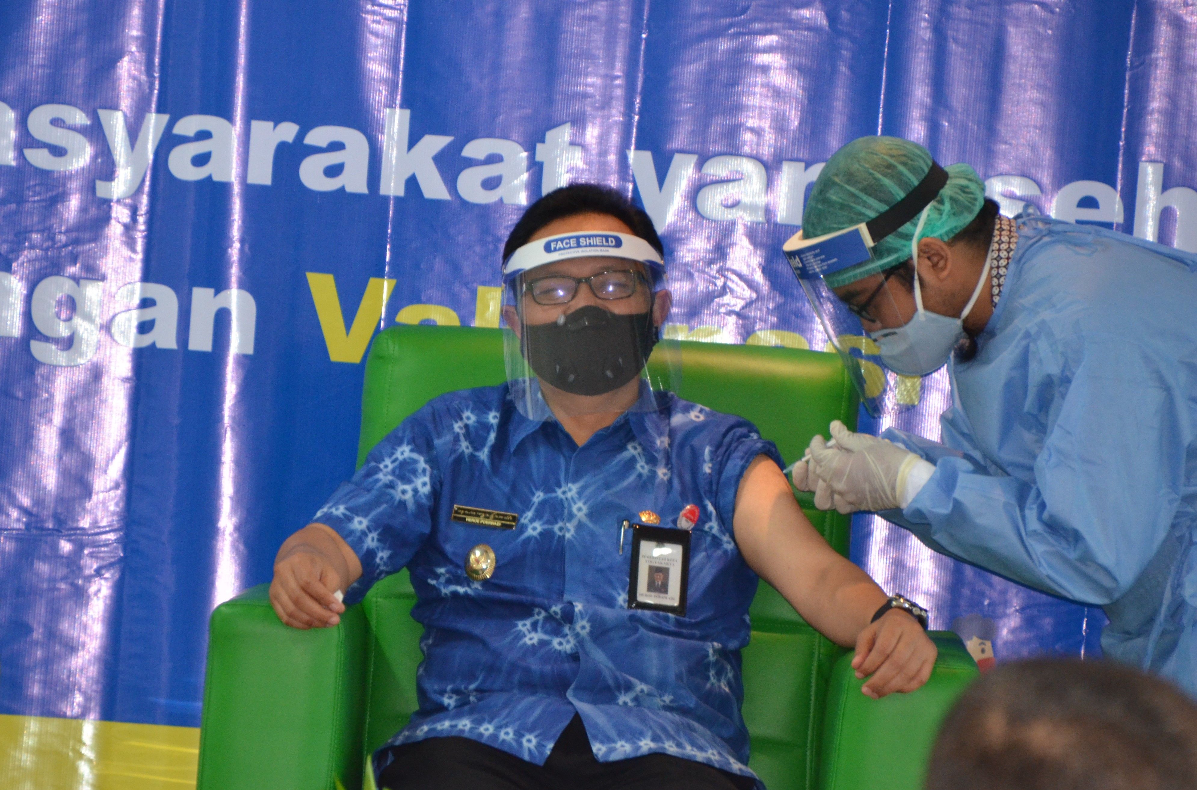 Vaksin COVID-19 tahap pertama di Kota Yogyakarta