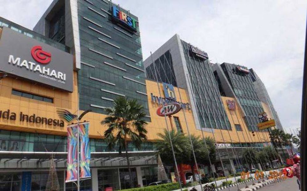 Mall yang di dekatnya akan dibangun rumah sakit penanganan Covid-19