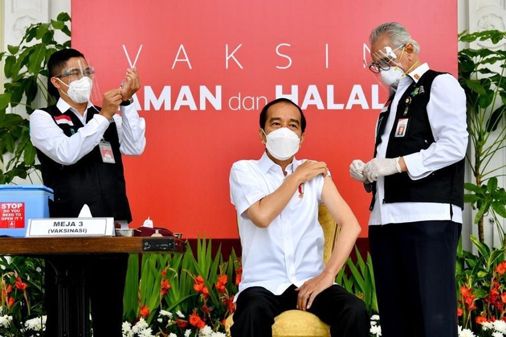 Presiden Joko Widodo menjadi individu pertama yang divaksinasi / Dok. BPMI Setpres