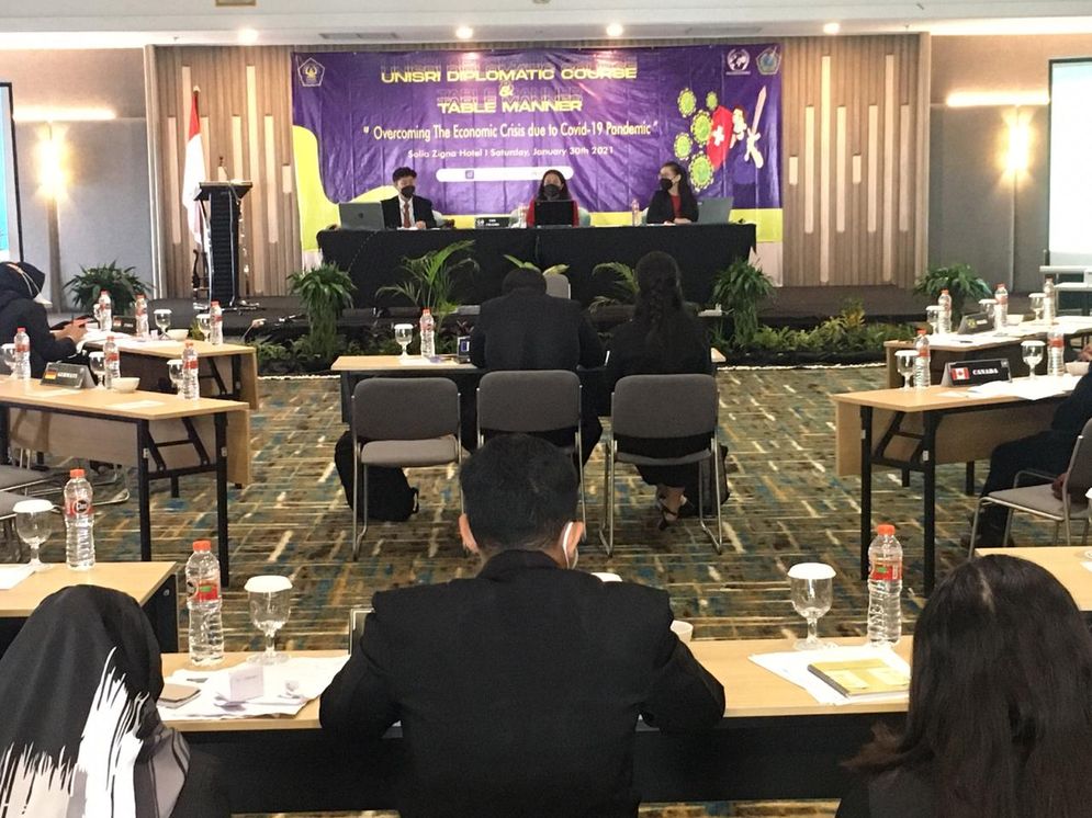 Sidang G20 mahasiswa Prodi Hubungan Internasional Unisri Surakarta
