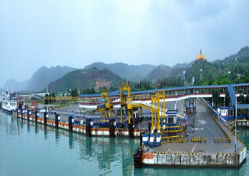 <p>Pelabuhan Bakauheni Lampung milik PT ASDP Indonesia Ferry (Persero) / Dok. Perseroan</p>
