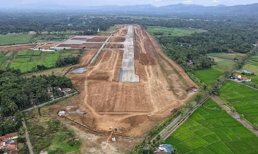 <p>Progres pembangunan Bandara Jenderal Besar Soedirman Purbalingga / Foto: Facebook @purwokerto.gallery.ssc </p>
