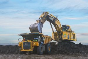 <p>Tambang batu bara PT Delta Dunia Makmur Tbk (DOID) / Deltadunia.com</p>
