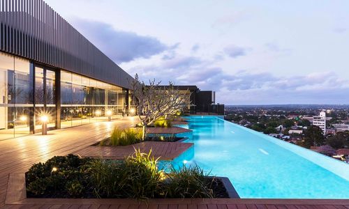 <p>Apartemen yang dibangun oleh Crown Group di Australia, perusahaan properti milik konglomerat kelahiran Surabaya Iwan Sunito / Crowngroup.com.au</p>

