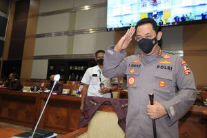 <p>Calon Kapolri Komjen Pol Listyo Sigit Prabowo bersiap mengikuti Uji Kelayakan dan Kepatutan Calon Kapolri di ruang Komisi III DPR, Kompleks Parlemen Senayan, Jakarta, Rabu, 20 Januari 2021. Foto: POOL/Sopian</p>