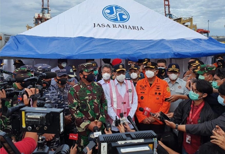 <p>Jasa Raharja sudah memberikan santunan kepada keluarga korban jatuhnya pesawat Sriwijaya Air SJ-182 / Dok. Jasa Raharja</p>
