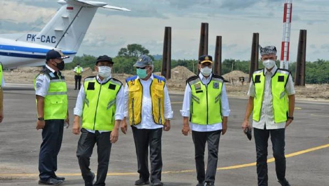 <p>Peninjauan Bandara Ngloram Cepu, Jawa Tengah / Dok. Kemenhub</p>
