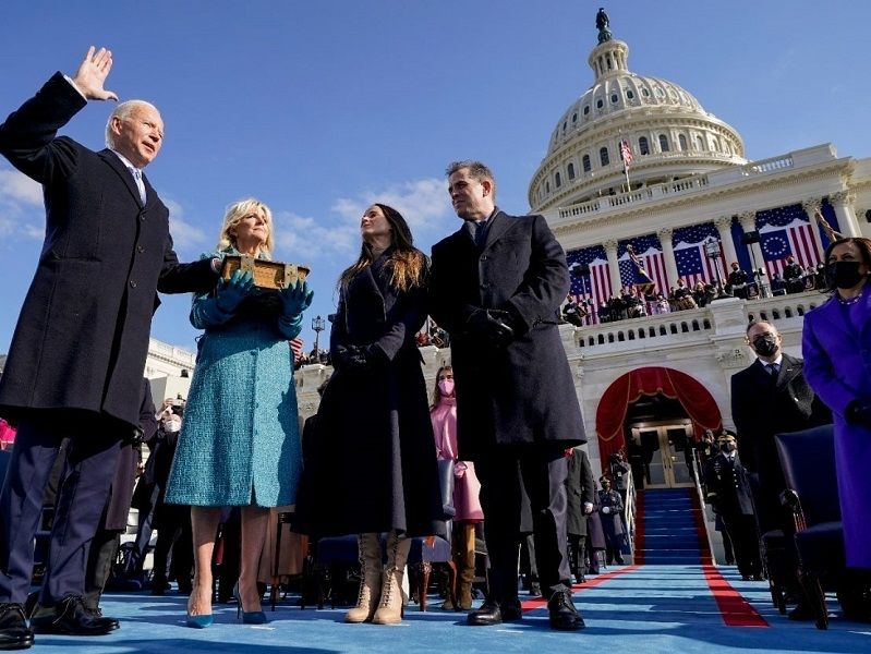 <p>Joe Biden dari Partai Demokrat pada Rabu, 20 Januari 2021, resmi dilantik sebagai Presiden ke-46 Amerika Serikat (AS) / Foto: Path.com</p>
