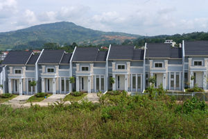 <p>Suasana perumahan cluster di kawasan Sentul, Kabupaten Bogor, Jawa Barat, Sabtu, 2 Januari 2021. Foto: Ismail Pohan/TrenAsia</p>
