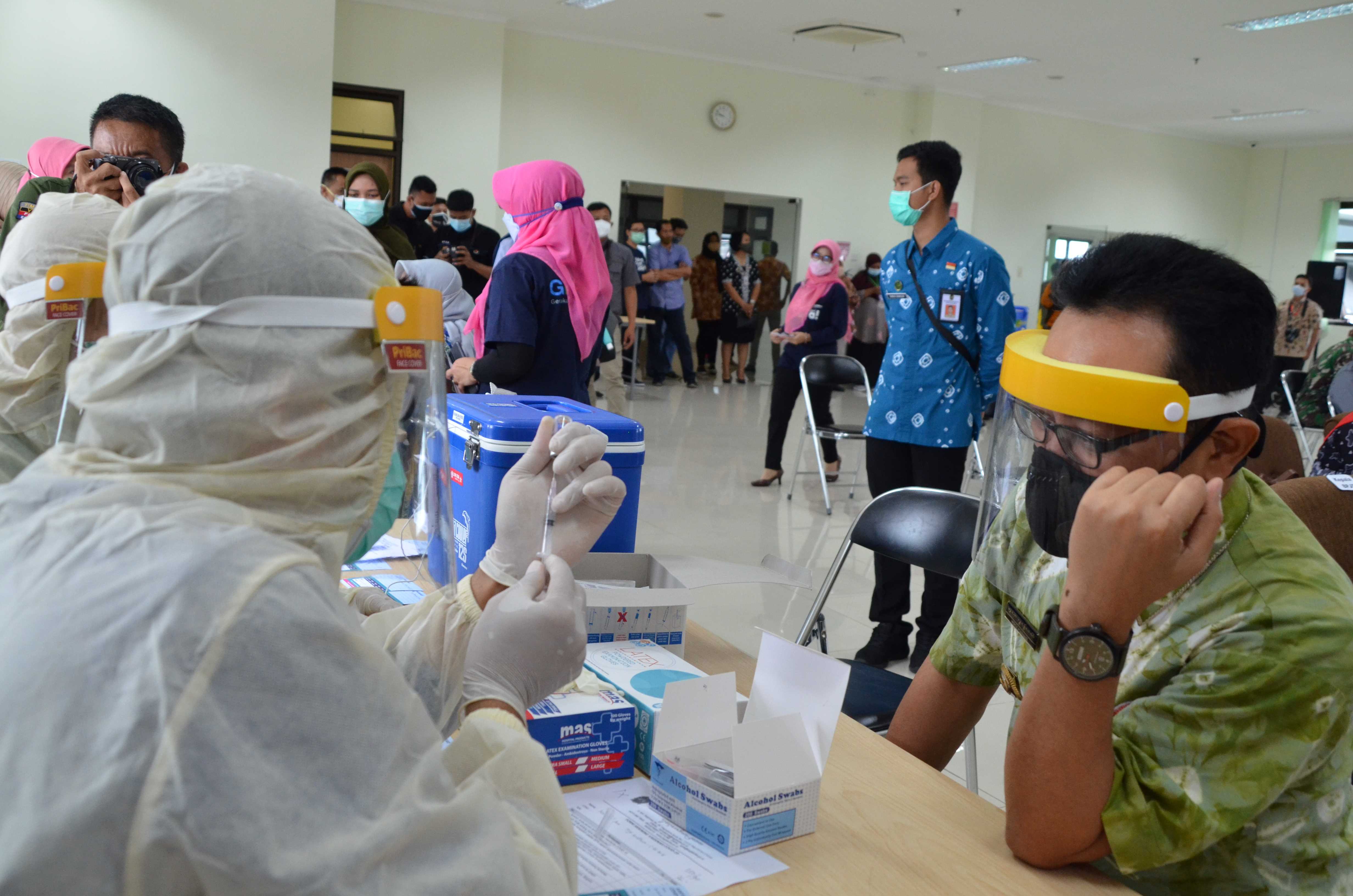 Vaksinasi COVID-19 di Yogyakarta