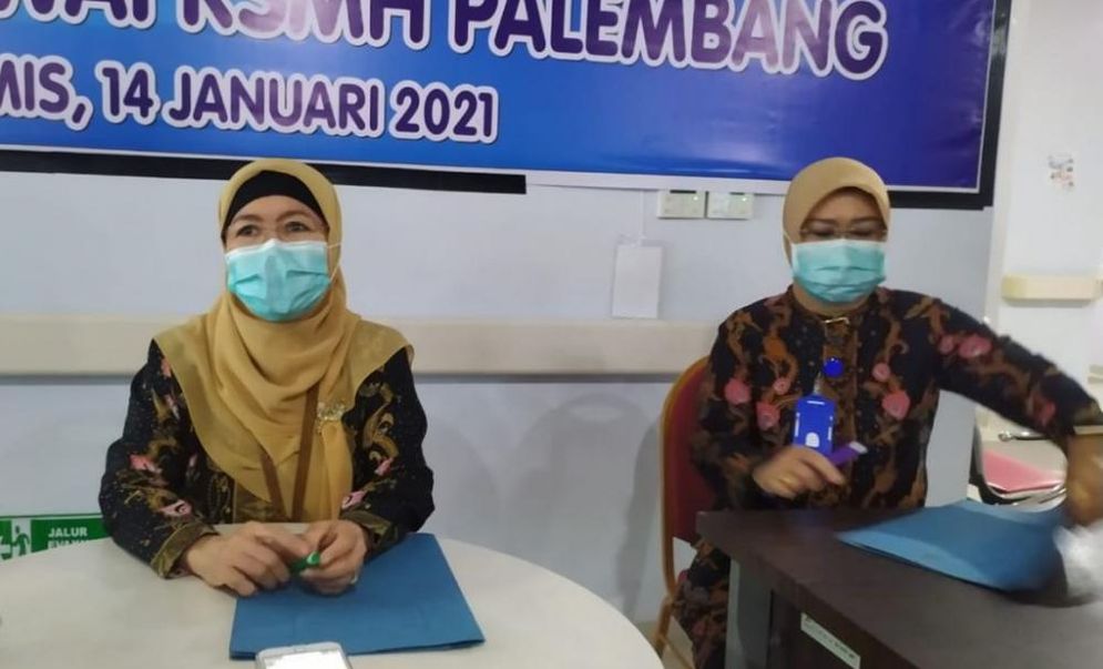 Penjelasan terkait vaksinasi nakes lansia