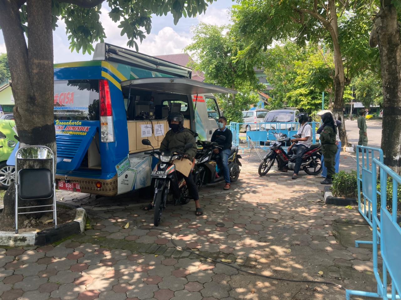 Drive thru e-KTP di Kota Yogyakarta