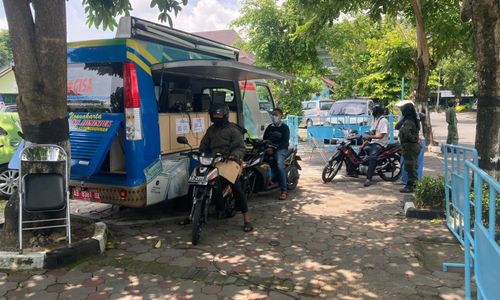Drive thru e-KTP di Kota Yogyakarta