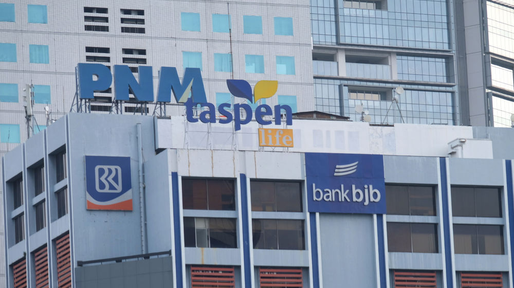 <p>Gedung Taspen PNM di kawasan Sudirman, Jakarta, Senin, 22 Februari 2021. Foto: Ismail Pohan/TrenAsia</p>