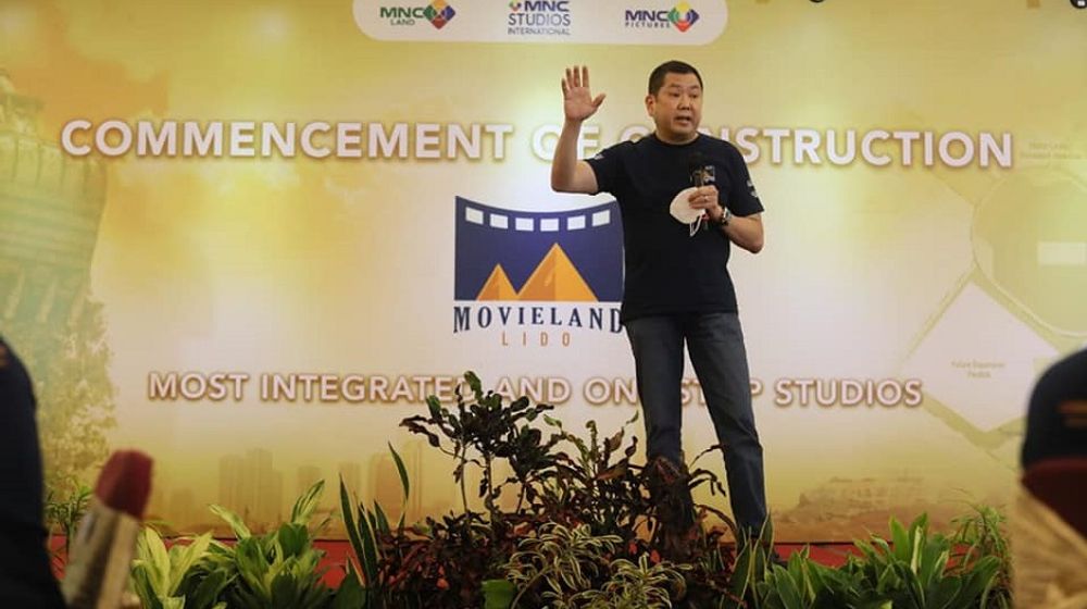 <p>Chairman MNC Group, Konglomerat Hary Tanoesoedibjo saat meresmikan pembangunan Movieland milik PT MNC Studios International Tbk (MSIN) / Facebook @harytanoeofficial</p>
