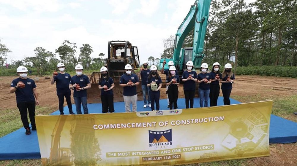 <p>Chairman MNC Group, Konglomerat Hary Tanoesoedibjo saat meresmikan pembangunan Movieland milik PT MNC Studios International Tbk (MSIN) / Facebook @harytanoeofficial</p>
