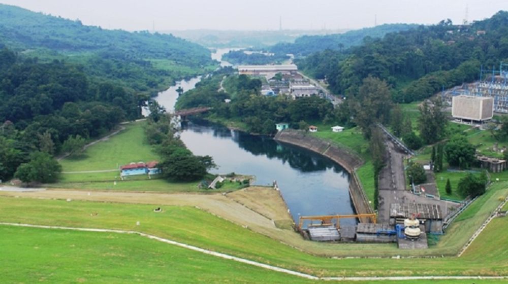 <p>PT Wijaya Karya (Persero) Tbk (WIKA), PT Jaya Konstruksi Manggala Pratama Tbk (JKON), dan PT Tirta Gemah Ripah membentuk usaha patungan untuk proyek di bidang jasa penyediaan air minum. Badan usaha patungan tersebut bernama PT Wika Tirta Jaya Jatiluhur. / Setneg.go.id</p>

