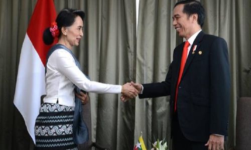 <p>Aung San Suu Kyi dari Myamnar bersama Presiden Joko Widodo / Foto BPMI</p>
