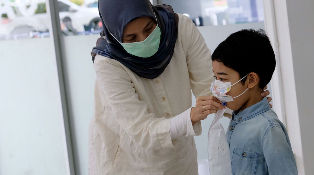 <p>Calon penumpang kereta api mengikuti tes dengan peralatan GeNose C19, di Stasiun Gambir, Jakarta Pusat, Senin, 15 Februari 2021. Foto: Ismail Pohan/TrenAsia</p>
