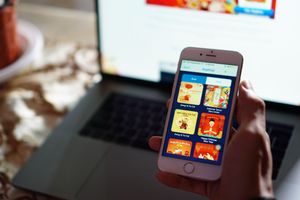 Rayakan Imlek, BCA Menaikkan Limit Fitur BagiBagi Hingga Rp50 juta per Hari