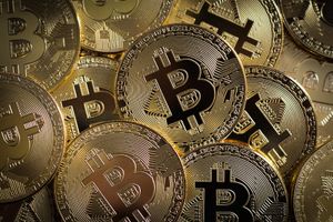 <p>Bitcoin / Pixabay</p>
