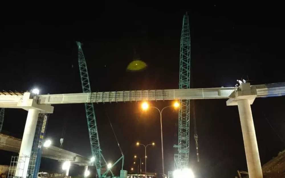 <p>Konstruksi jembatan proyek Jakarta-Cikampek (Japek) II Selatan di Km 76+000 Akses Simpang Susun Sadang. Foto: PT Jasa Marga (Persero) Tbk.</p>
