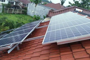 <p>PLTS Atap/Listrik Indonesia</p>