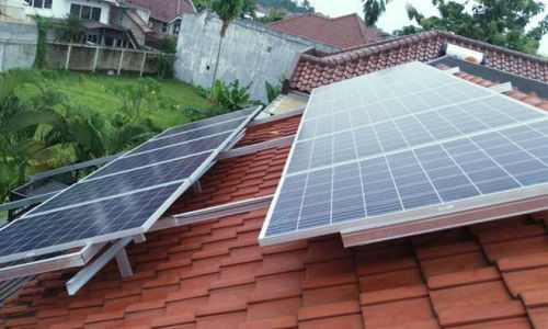 <p>PLTS Atap/Listrik Indonesia</p>
