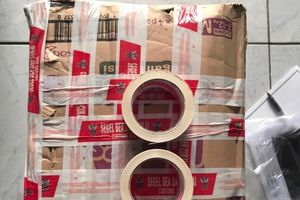 <p>Direktorat Jenderal Bea dan Cukai Kementerian Keuangan (Kemenkeu) mengamankan 8.000 rokok ilegal pada transaksi online. / Bea Cukai</p>
