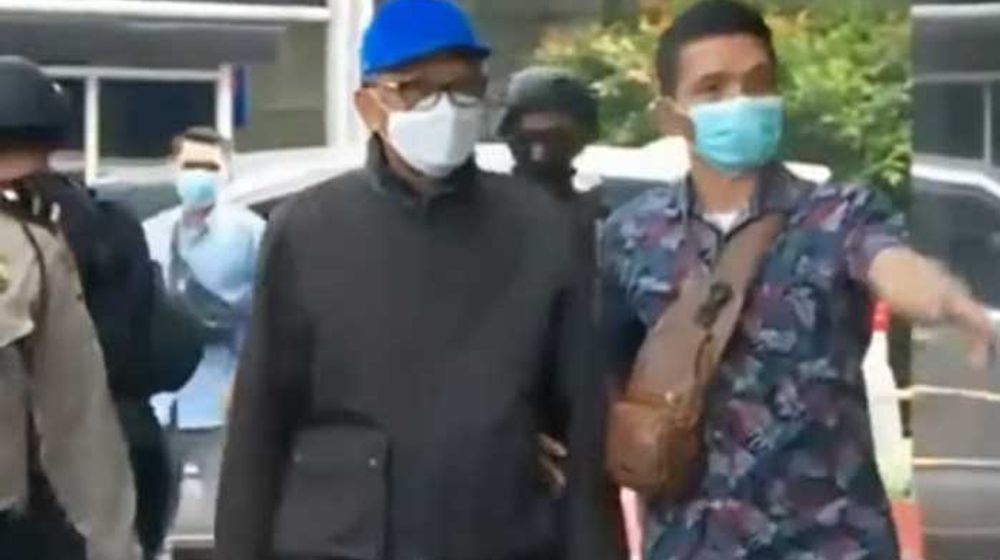 <p>Nurdin Abdullah saat tiba di KPK Sabtu 27 Februari 2021/YouTube</p>