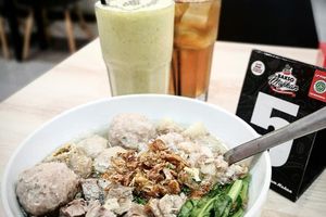 <p>Salah satu menu Bakso Spesial Majikan Tuan di Bakso Majikan. / Instagram @baksomajikan</p>
