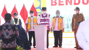 caption