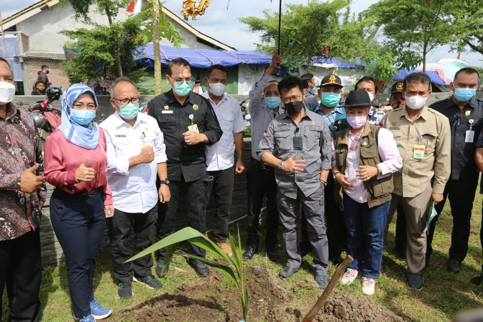 Kunjungan kerja Mentan SYL didampingi anggota DPR RI Eva Yuliana dan sejumlah pejabat di Boyolali