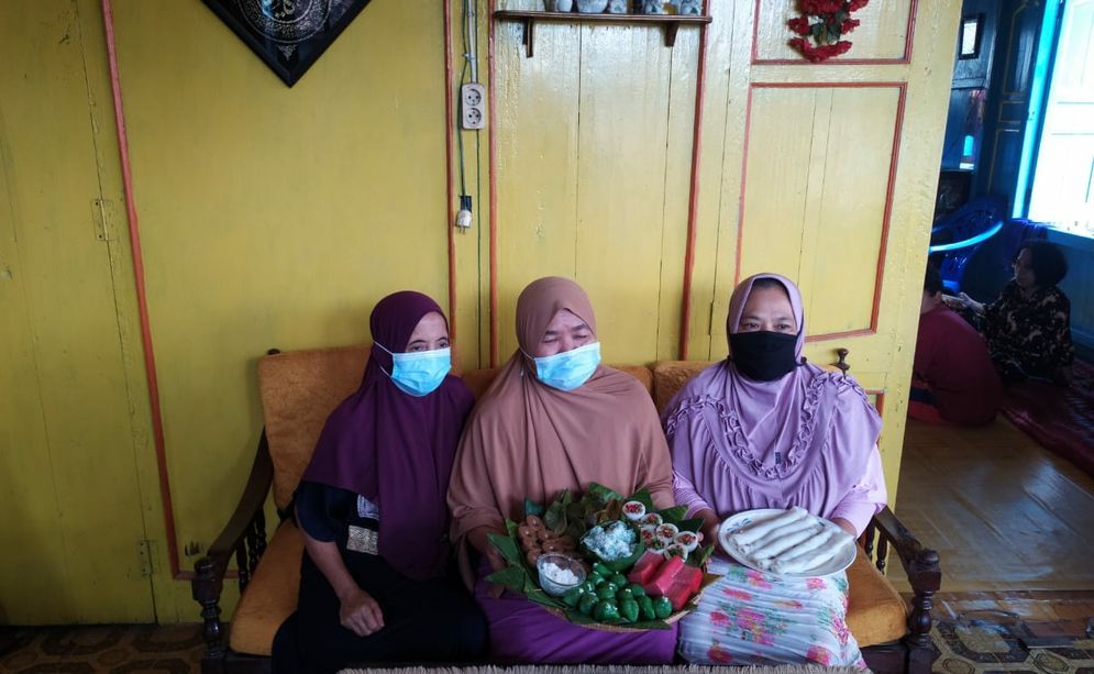 Nyai-Nyai pelestari resep kue bingen