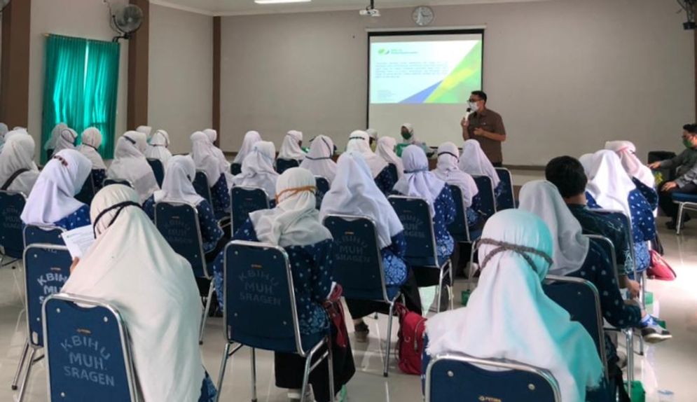 Sosialisasi BPJAMSOSTEK Surakarta untuk anggota HIMPAUDI Sragen