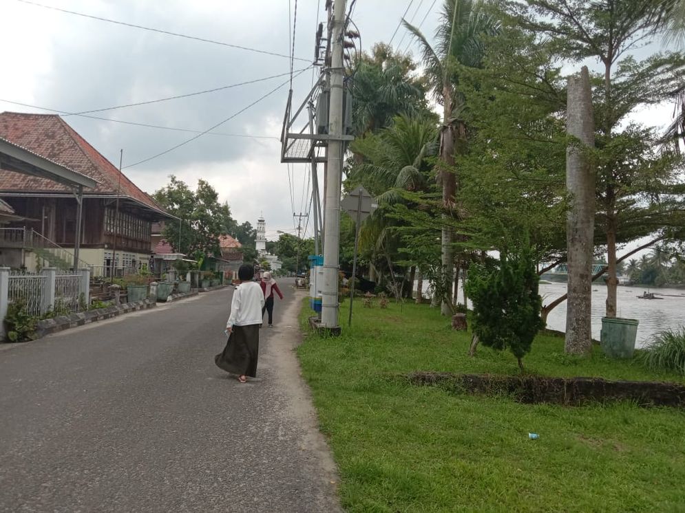Pemukiman tepi Sungai Komering Kayuagung